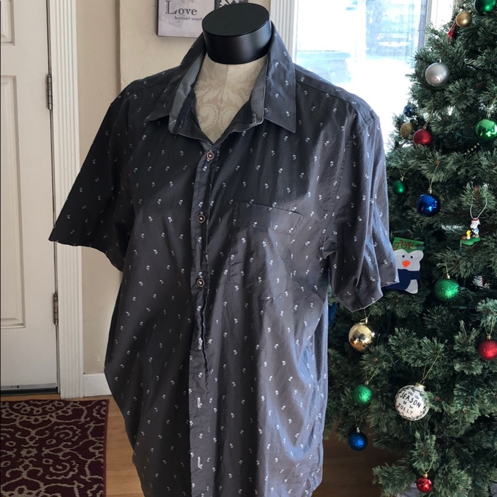 Men’s button down